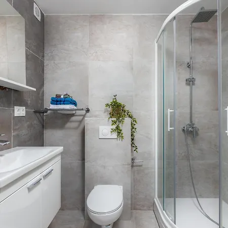 Appartamento Comfortable With Swimming Pool *
