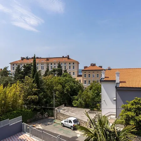 Appartamento Comfortable With Swimming Pool Crikvenica
